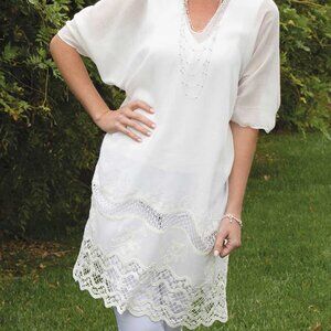 Lace Embroidered Light Weight Swimsuit Cover-Up Tunic Poncho Cream White NWT